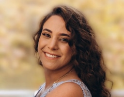 Nilu - Owner & Manager | Certified Laser Technician